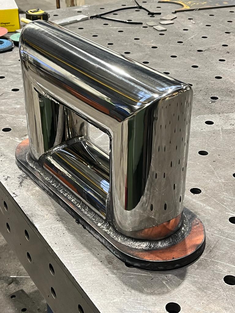 RVS detail laswerk