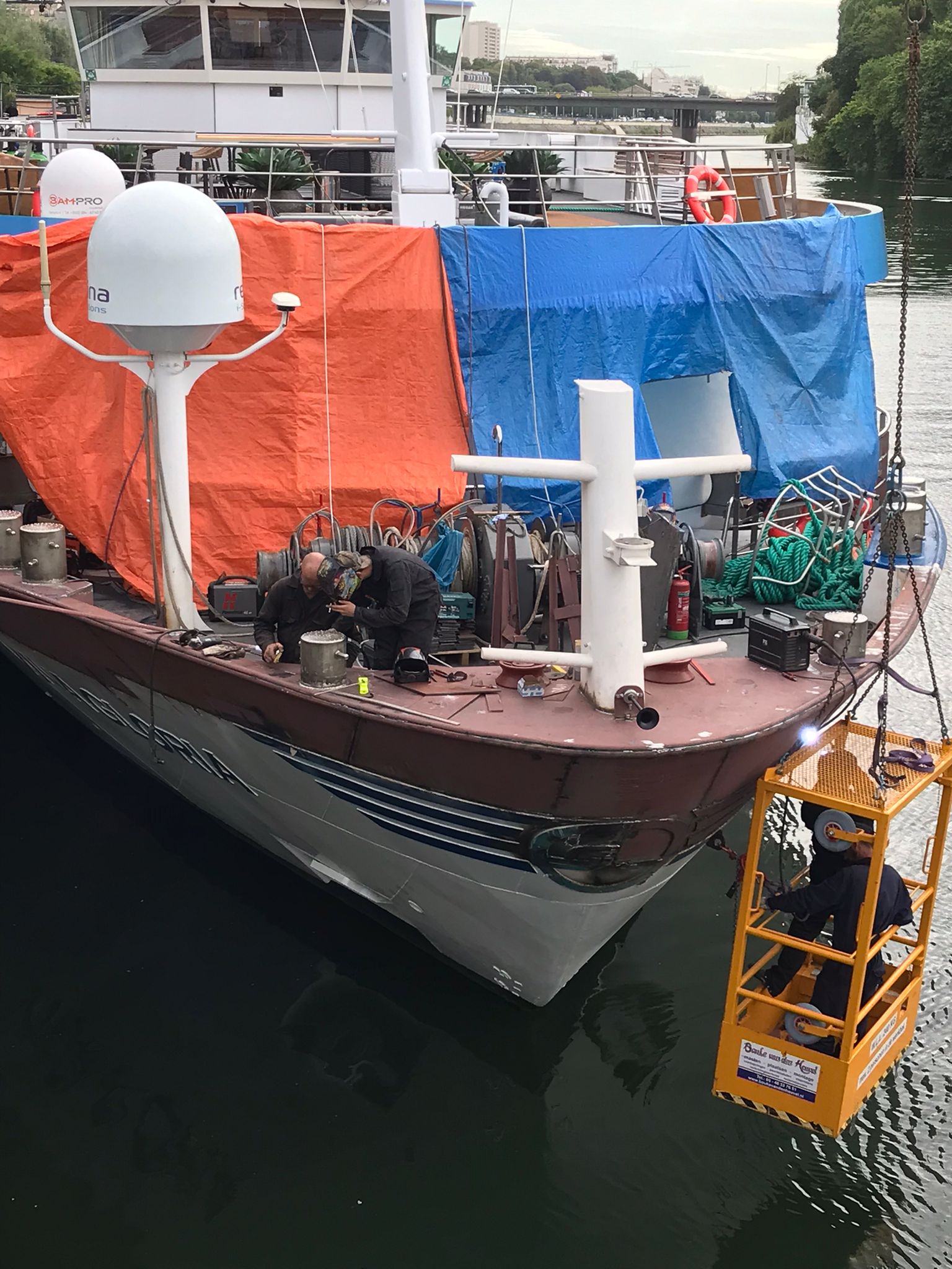 Scheepsreparatie op locatie